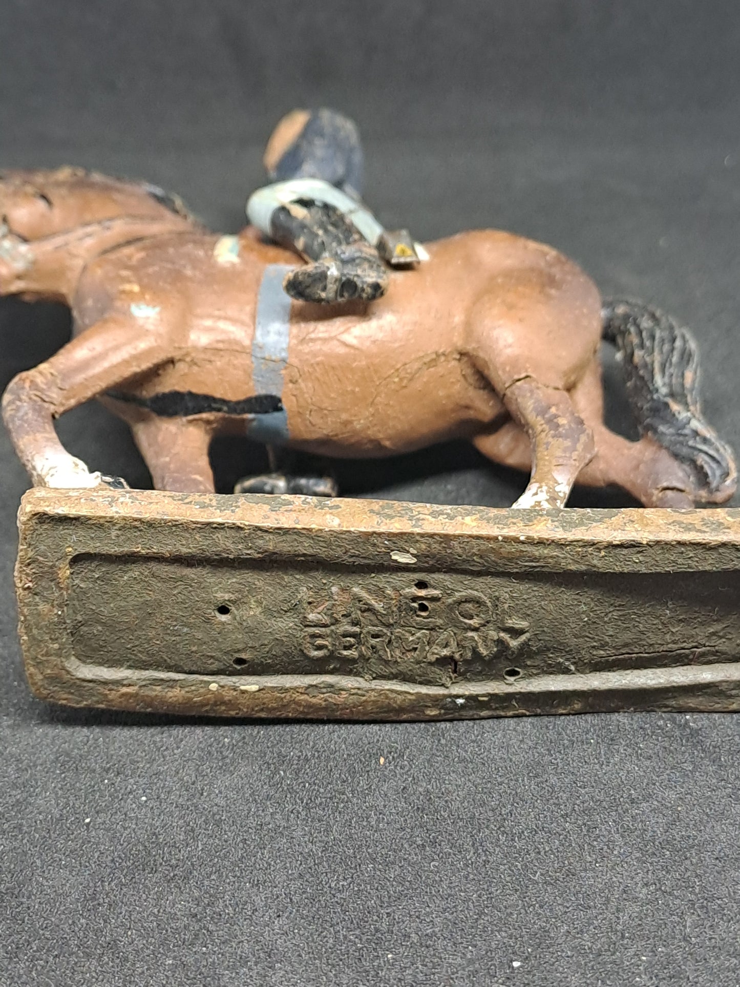 Chr.X to Horse