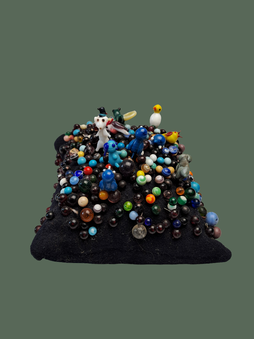 Vintage Pins/ Hat Pins Cushion - Nipsenåls Pude