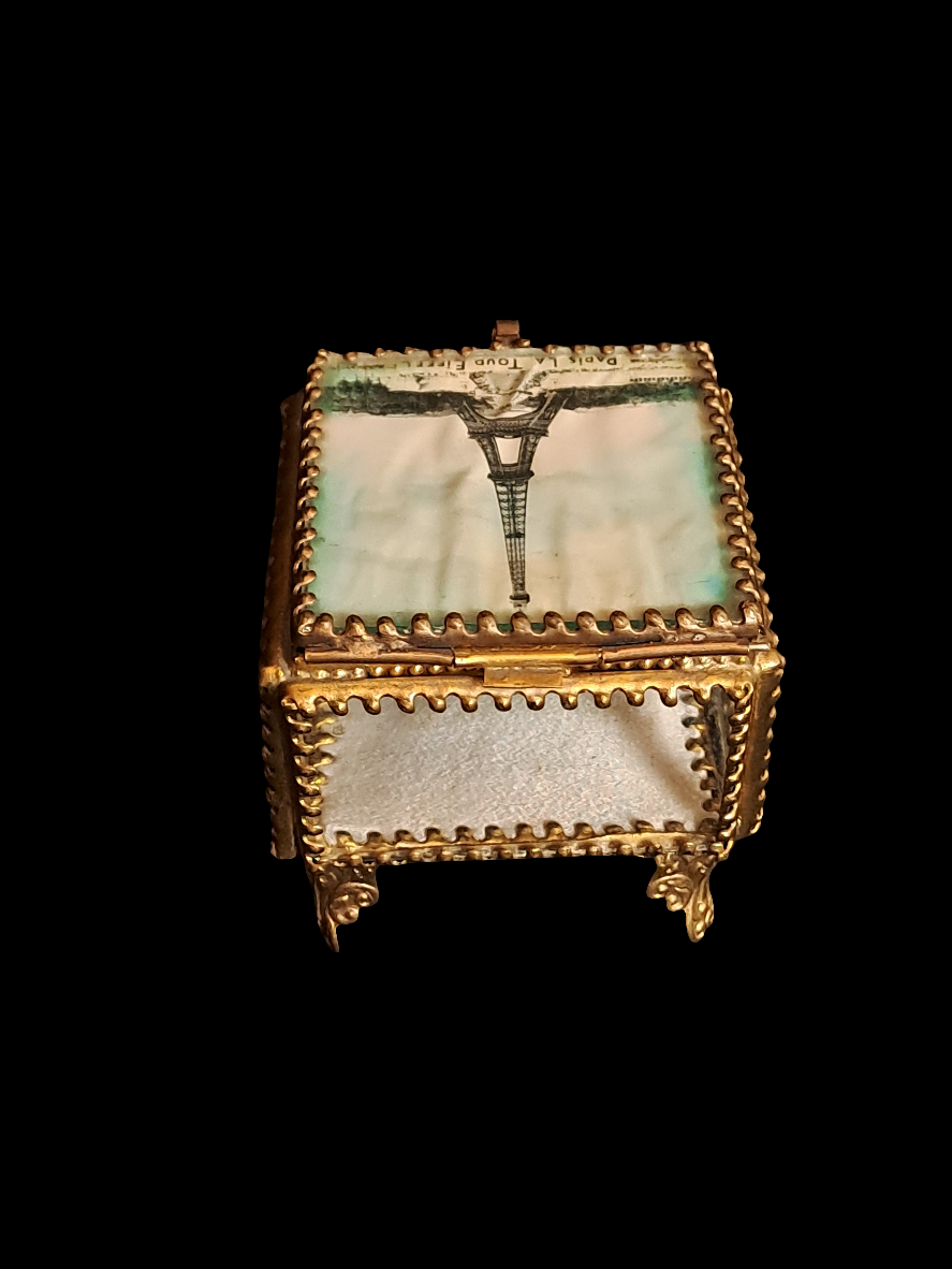 French Antique Ormolu Jewelry Box / Fransk Antik Ormolu Smykkeskrin