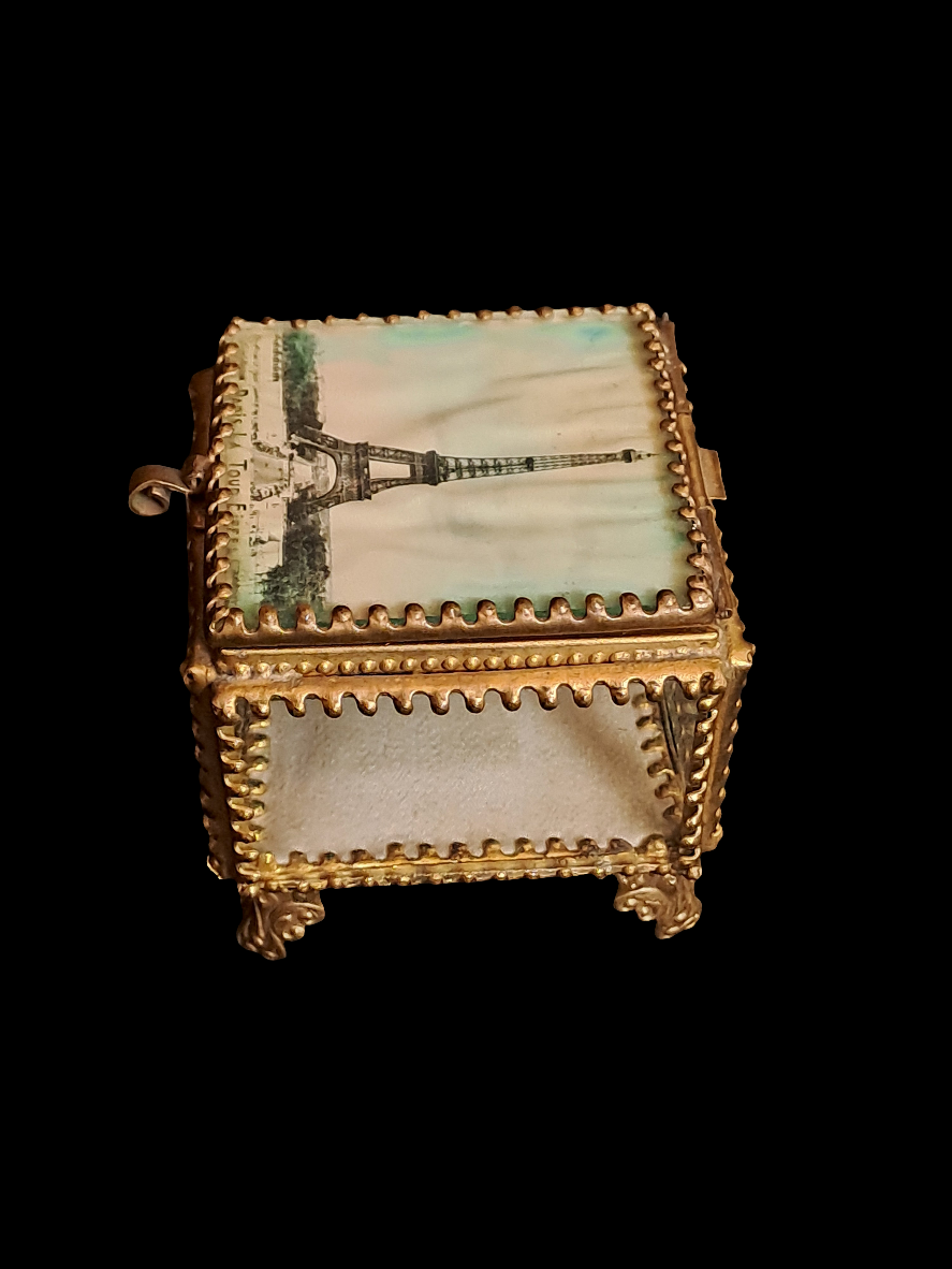 French Antique Ormolu Jewelry Box / Fransk Antik Ormolu Smykkeskrin