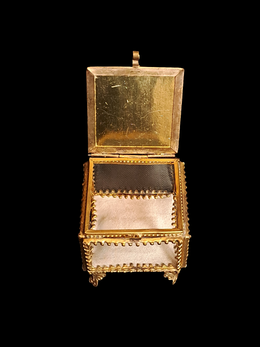 French Antique Ormolu Jewelry Box / Fransk Antik Ormolu Smykkeskrin