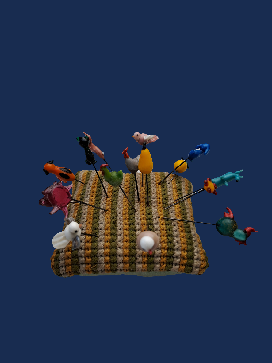 Vintage Pins/Hat Pins Cushion-Nipsenåls Pude