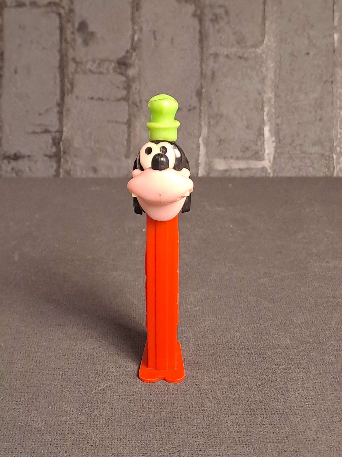 PEZ Goofy 1989 / PEZ Fedtmule 1989