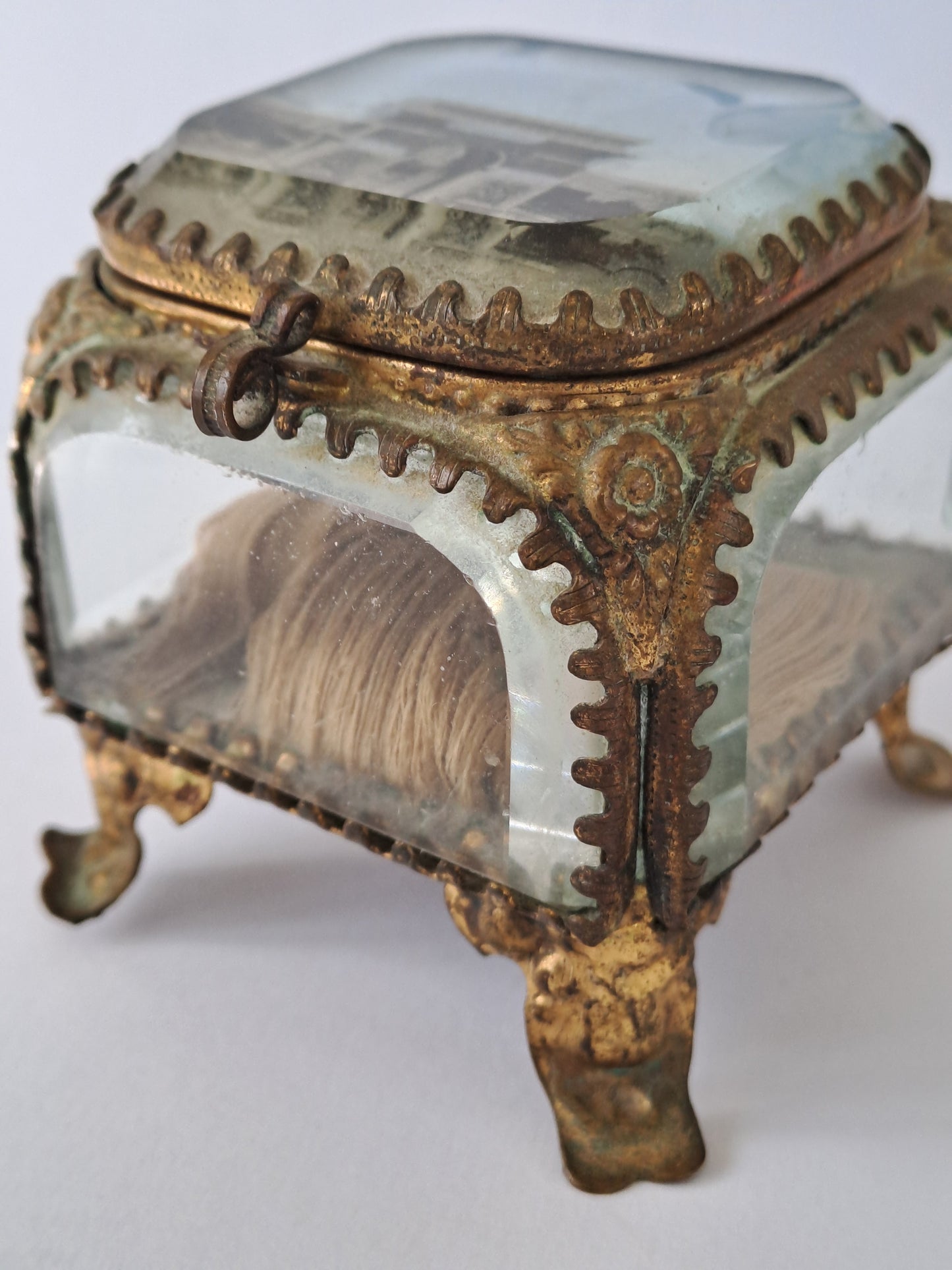 French Antique Ormolu Jewelry Box / Fransk Antik Ormolu Smykkeskrin