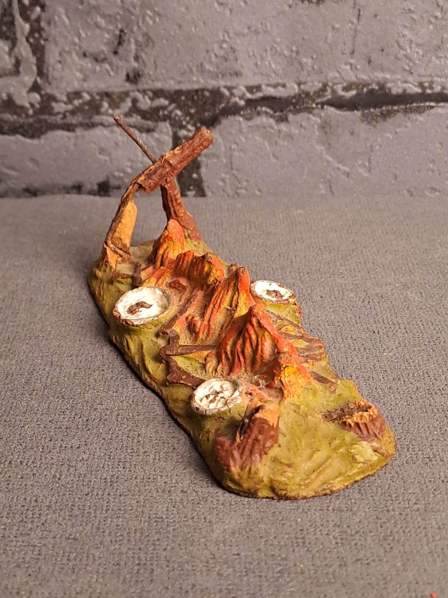 Lineol and Elastolin Indians with Fire Place / Lineol og Elastolin Indianere med Ildsted