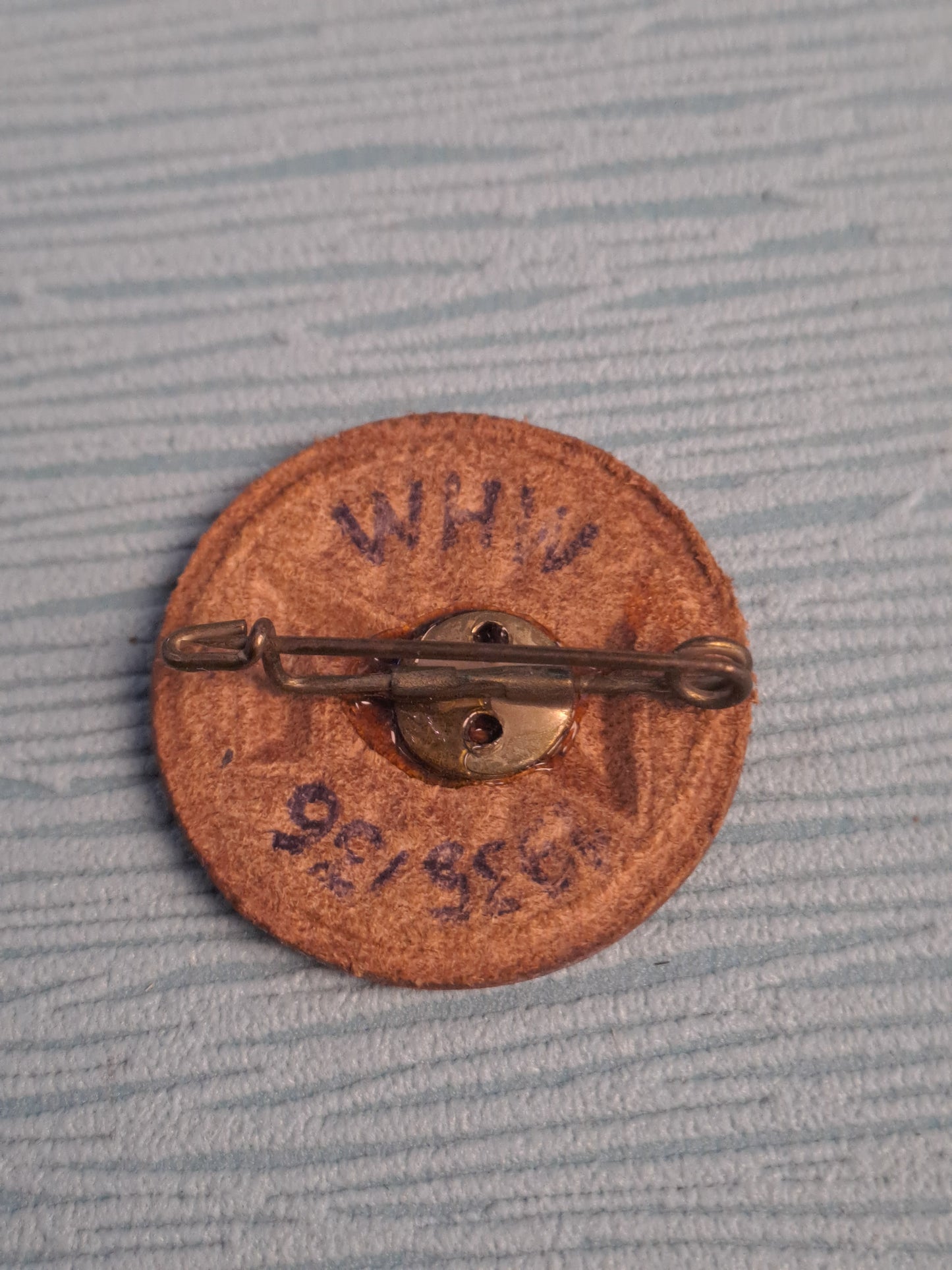 WW2 WHW Wolfsangel Rune Red / WW2 WHW Ulvekrog Rune Rød
