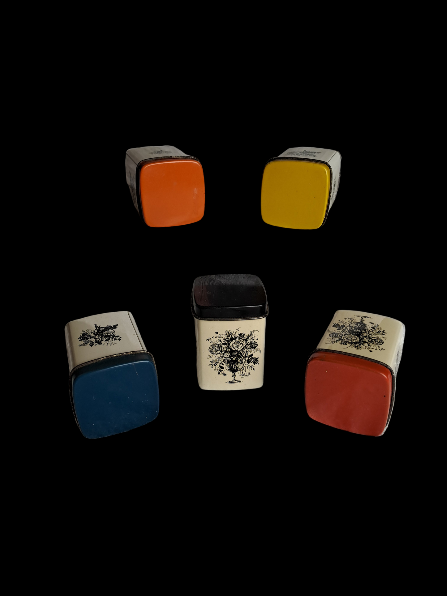 Small Vintage Metal Containers / Små Vintage Metaldåser