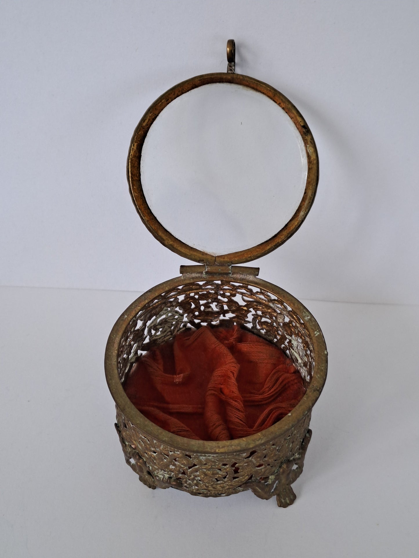 French Antique Ormolu Filigree Jewelry box / Fransk Antik Ormolu Filigran Smykkeskrin