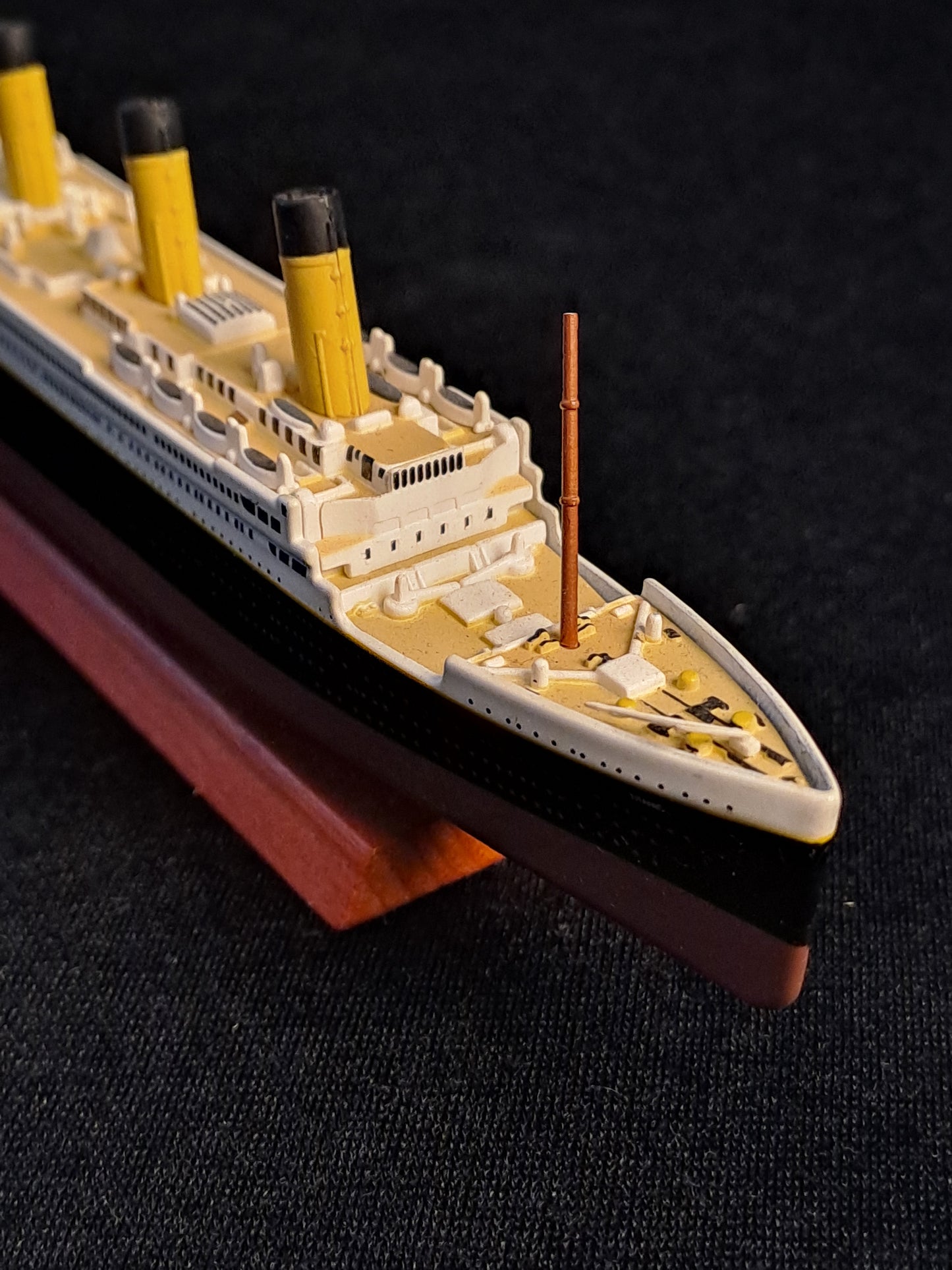 Titanic Model Ship / Titanic Modelskib