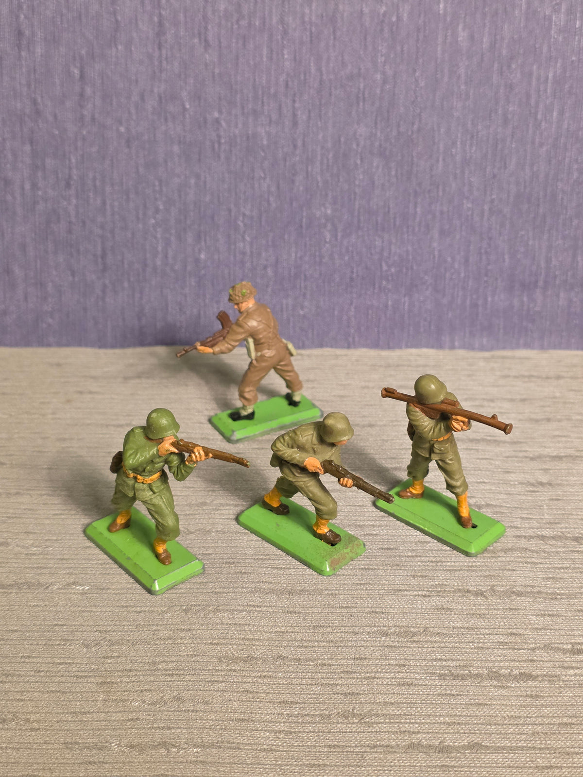 Britains Deetail WW2 Amerikansk og Engelsk Infanteri / WW2 American and British Infantery