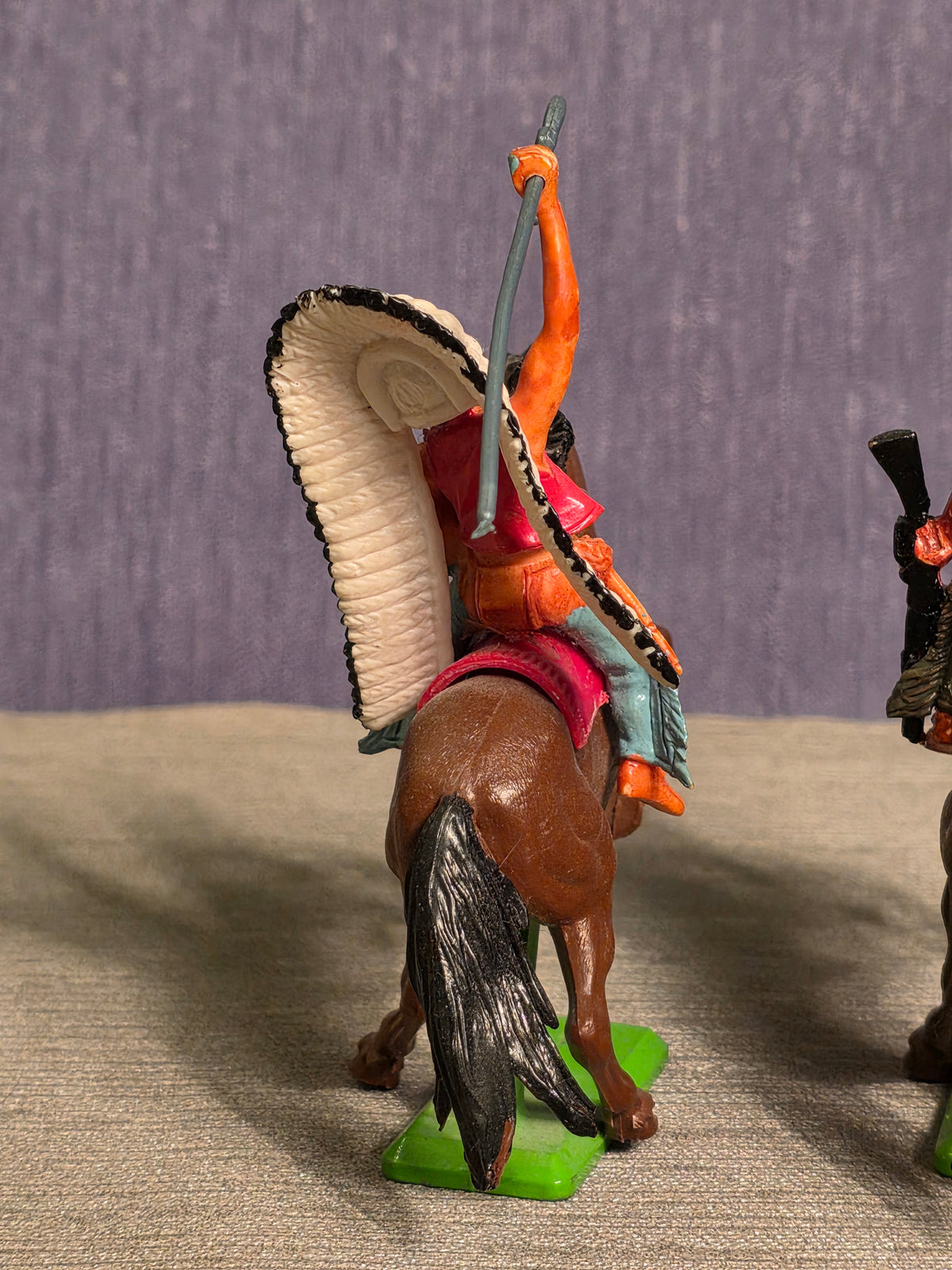 Britains Deetail Indianere på Hest / Indians on Horse