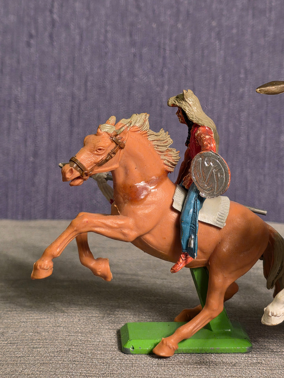 Britains Deetail Indianere på Hest / Indians on Horse