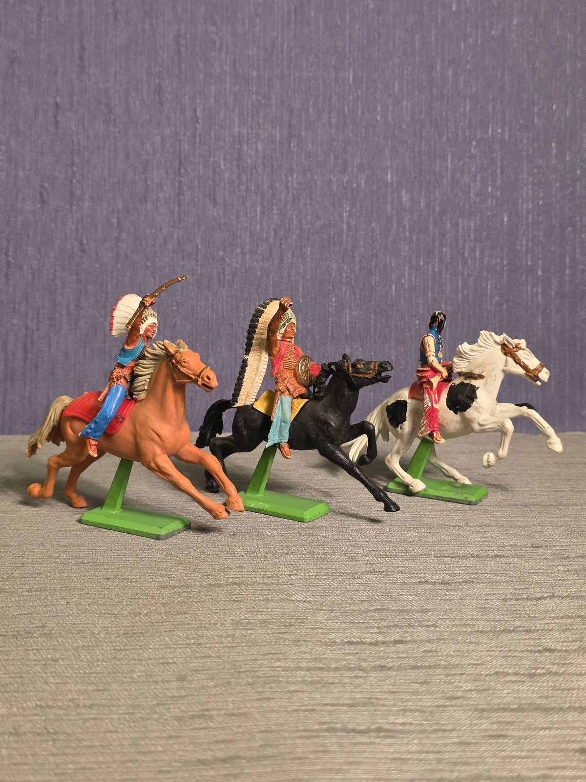 Britains Deetail Indianere på Hest  / Indians on Horse