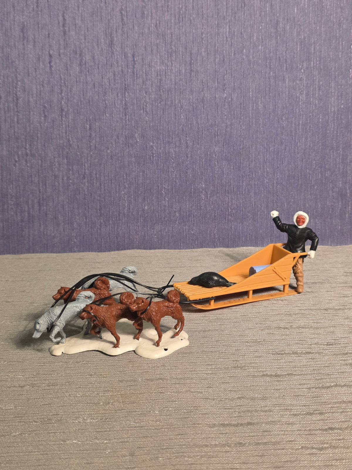 Timpo Toys Eskimo Hundeslæde / Eskimo Dog Sled