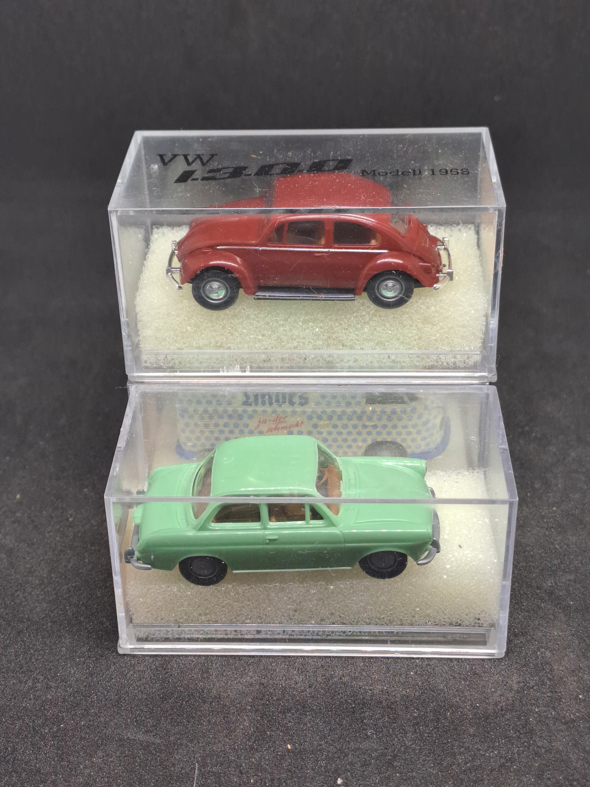 Brekina 25060 and 2600