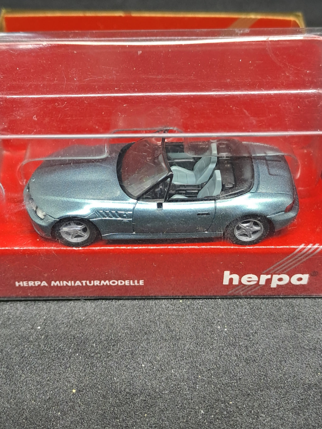Herpa BMW Roadster and BMW 325i