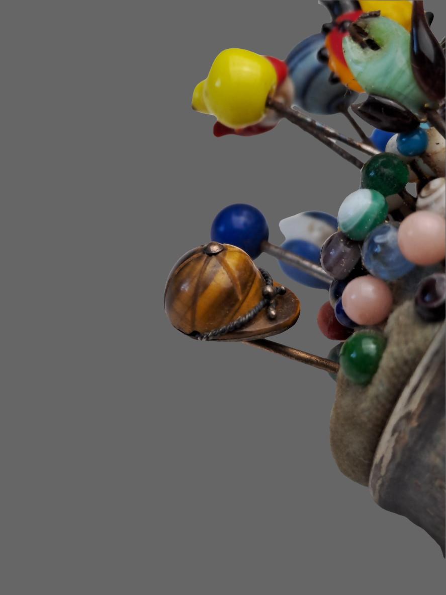 Vintage Pins / Hat Pins - Nipsenåls Pude