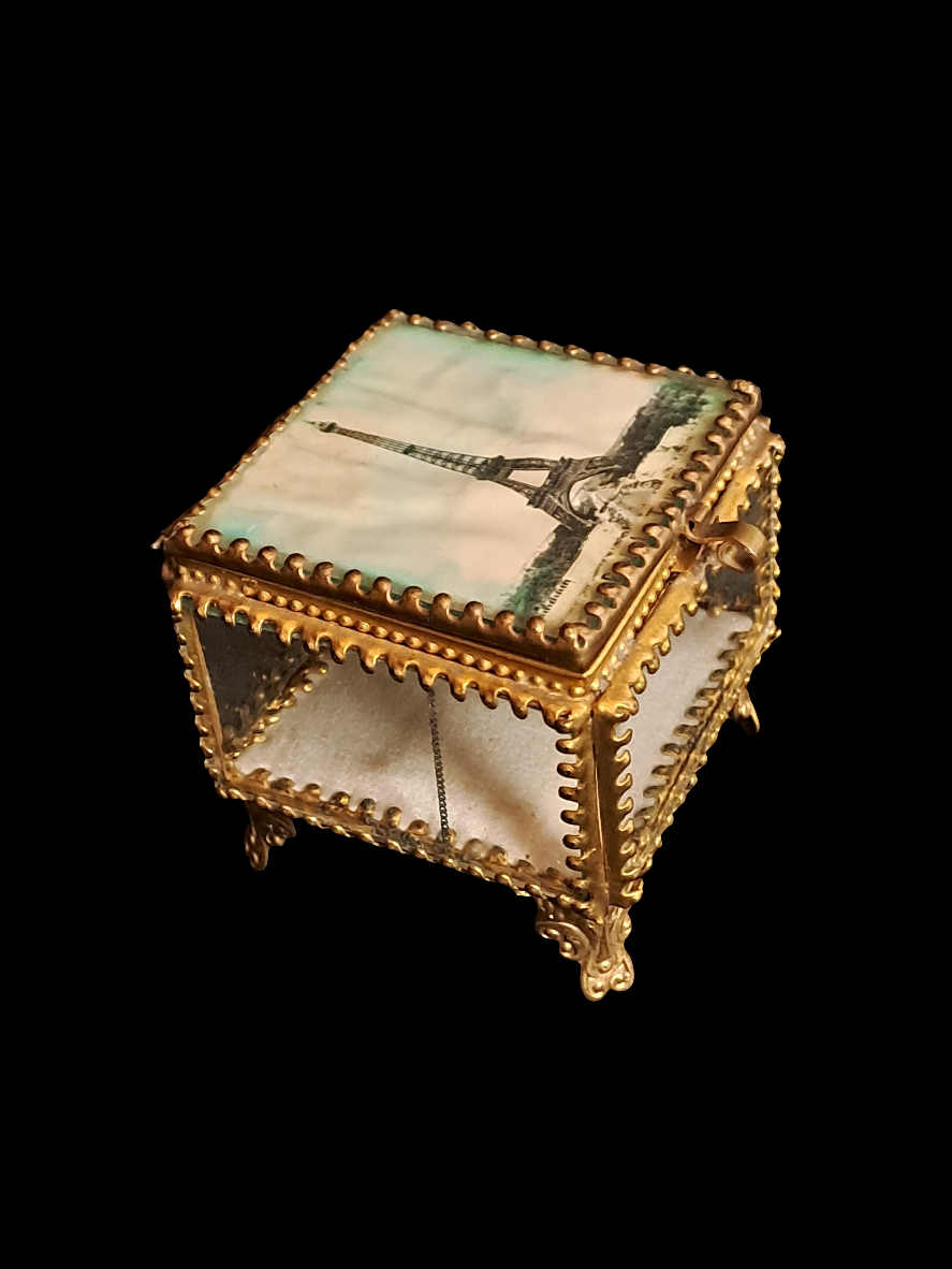 French Antique Ormolu Jewelry Box / Fransk Antik Ormolu Smykkeskrin