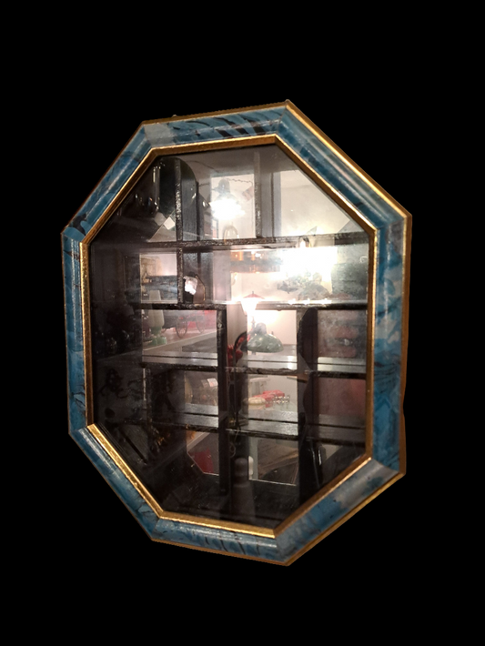 Octagonal Vintage Display Cabinet / Ottekantet Vintage Display Skab