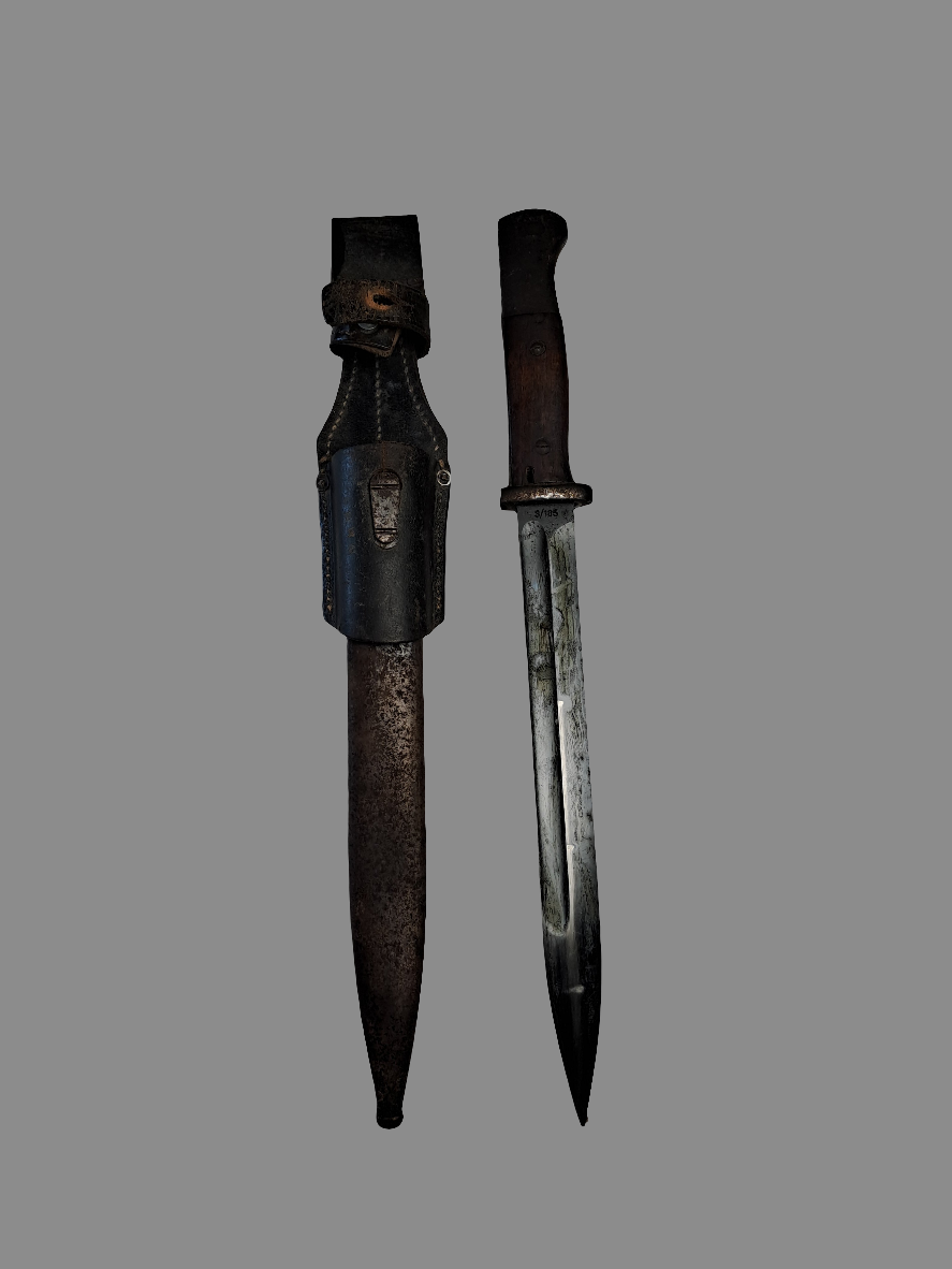 WW2 K98 German Bayonet with Sword Case / WW2 K98 Tysk Bajonet m/ sværdtaske