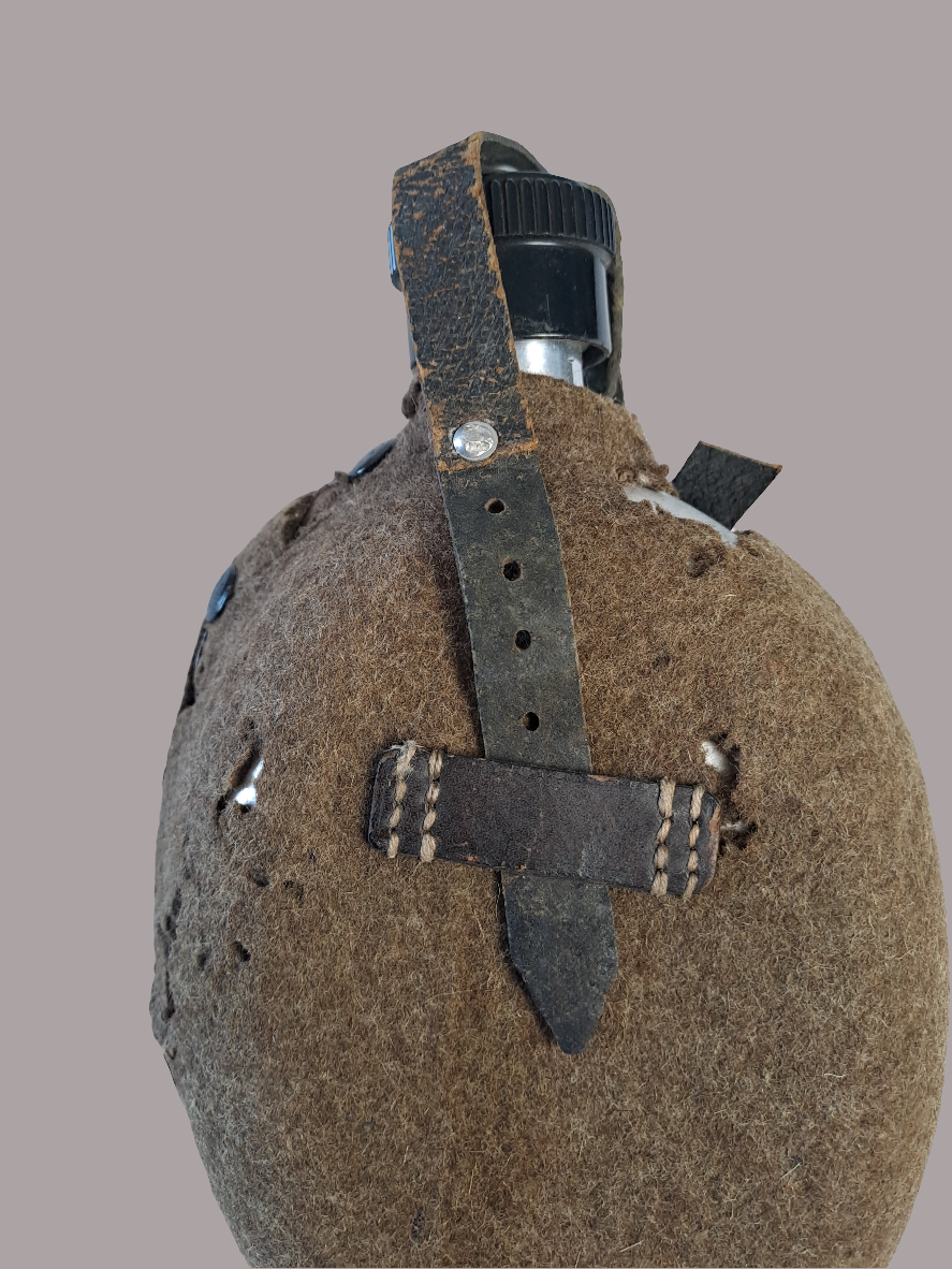 WW2 German Field Water Bottle / WW2 Tysk Feltflaske