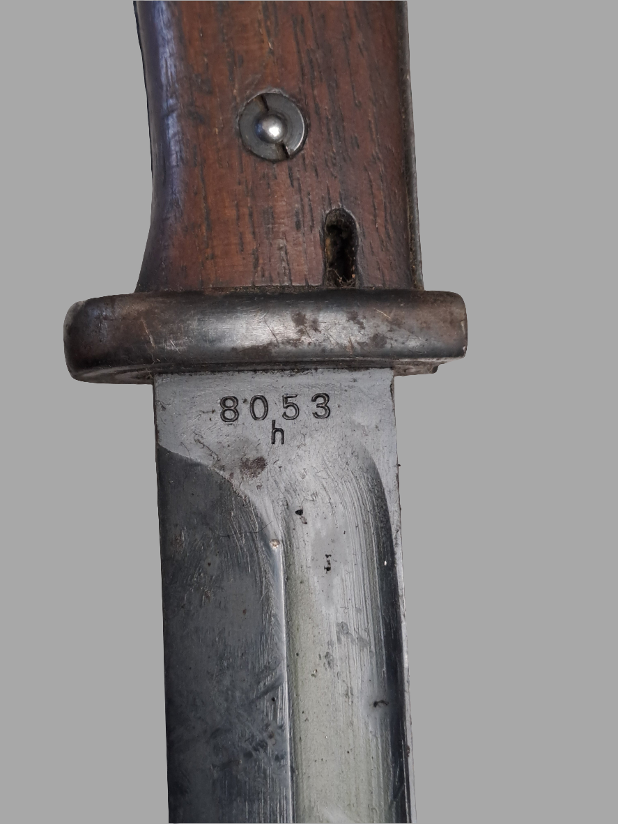 WW2 K98 German Bayonet with Sword Case / WW2 K98 Tysk Bajonet m/ sværdtaske