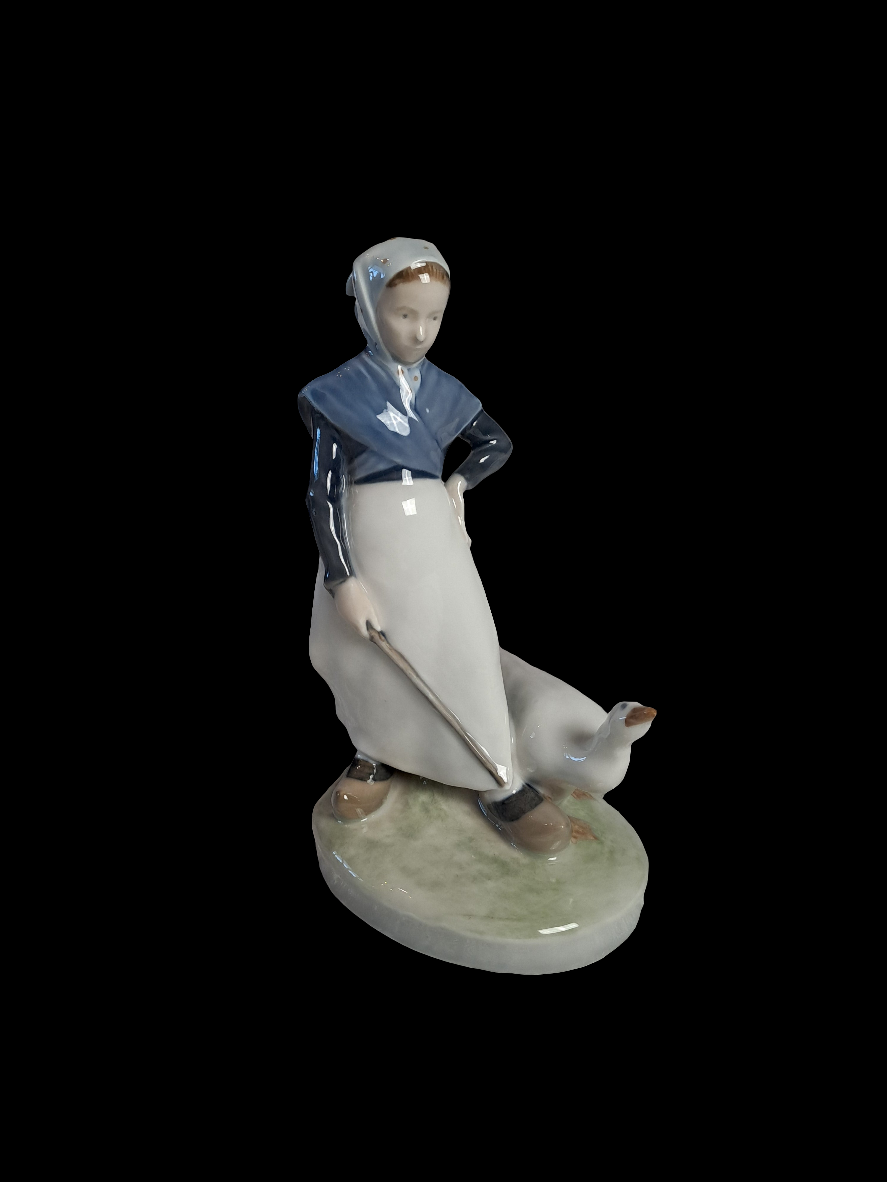 Royal Copenhagen - Girl with Goose
