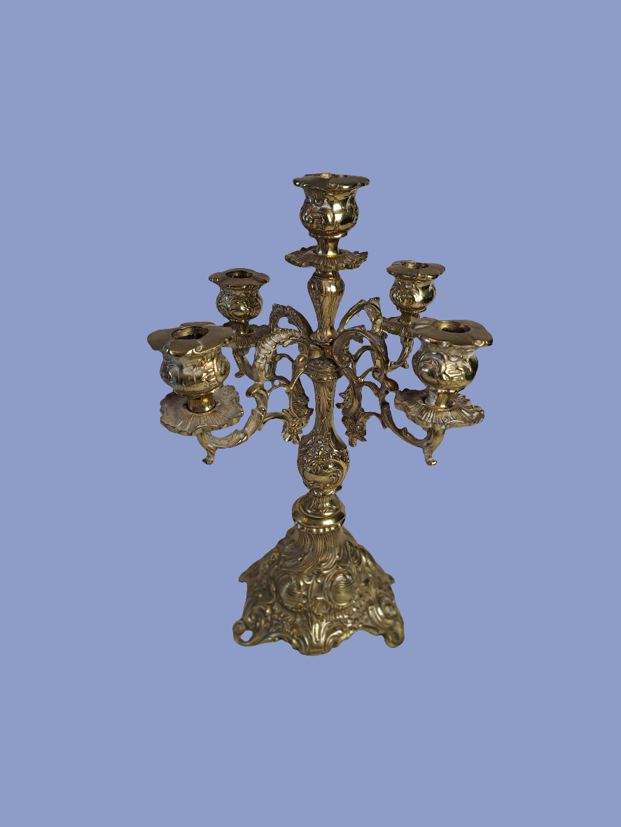 Candelabra in Brass/5-armed Candelabra in Brass.