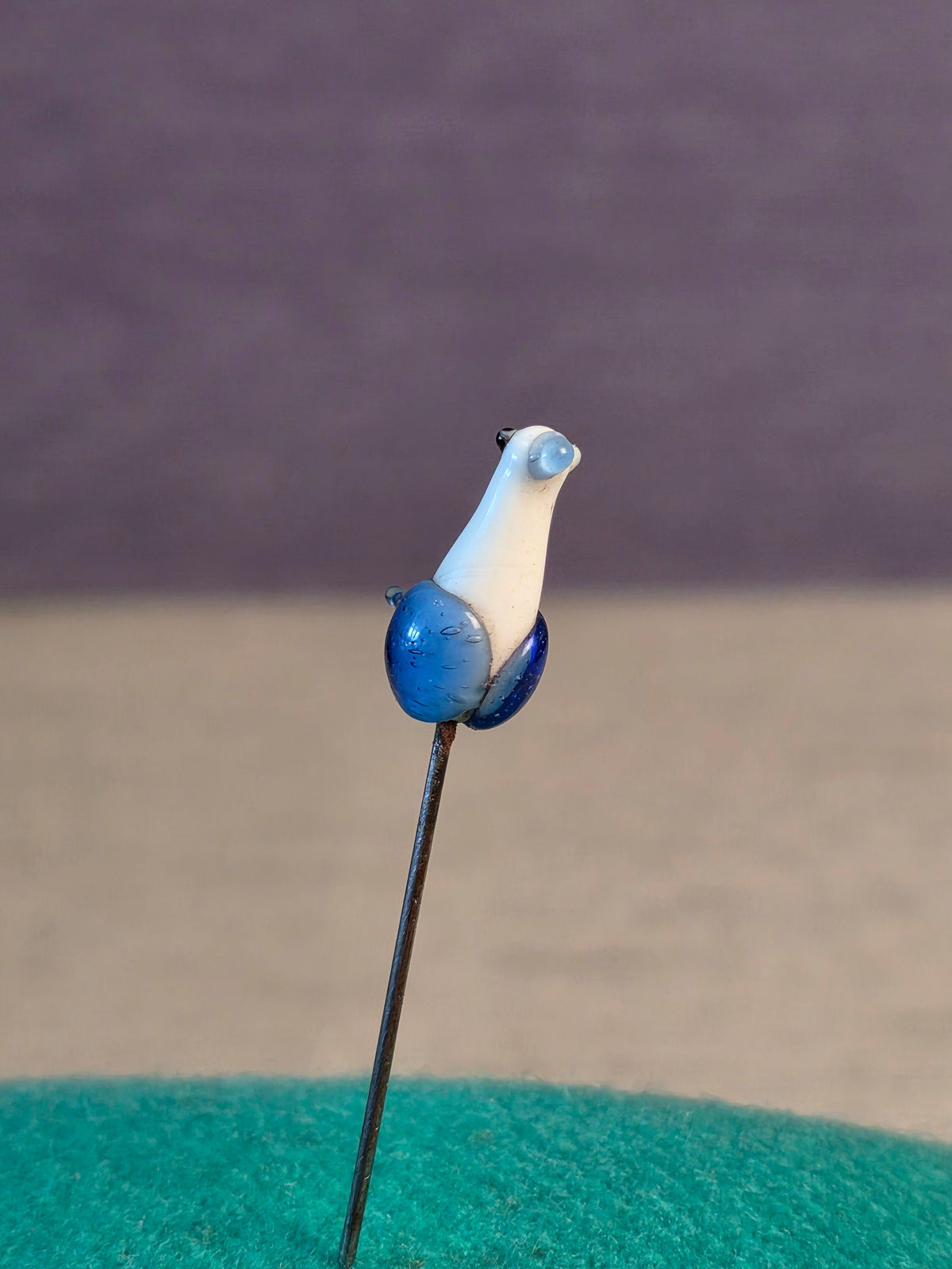Bird sewing pin