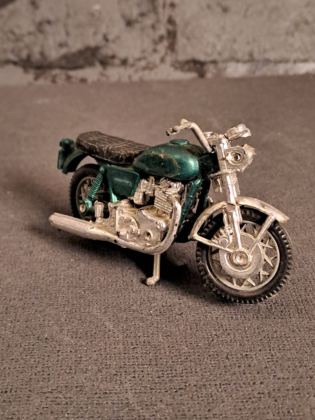 Die Cast Motorcycle Norton 1981