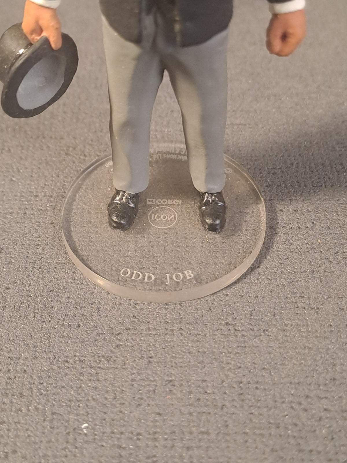 James Bond 007 Odd Job Figure Corgi Icon 1999