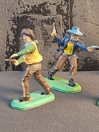 Britains Deetail x4 Cowboys