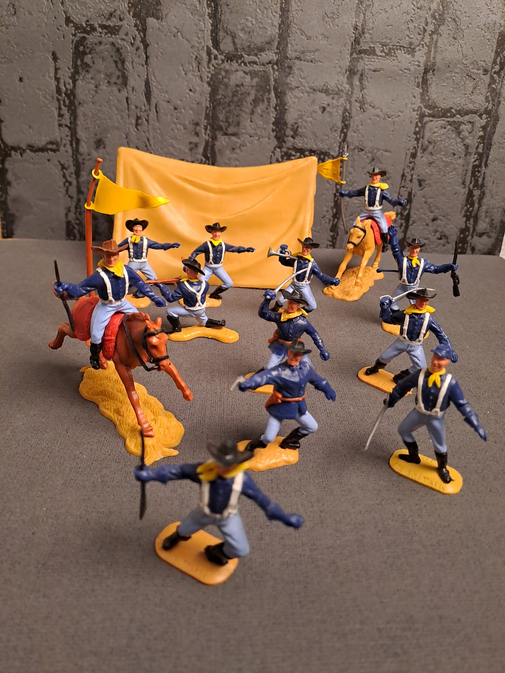 Timpo Toys U.S. Cavalry Scenery