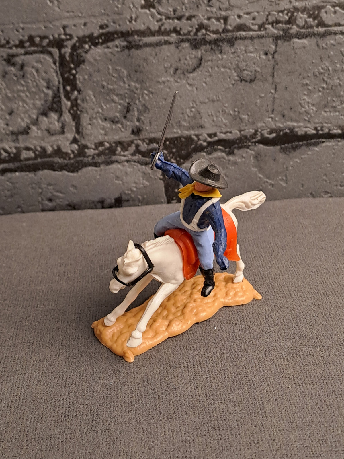 Timpo Toys U.S Cavalry Soldier on Horse Timpo Toys U.S Kavaleri Soldat på Hest