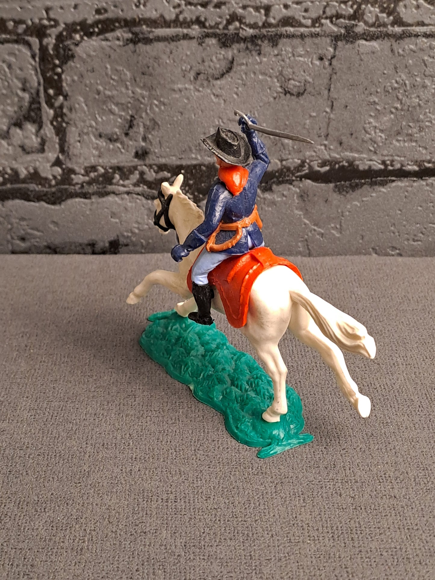 Timpo Toys U.S Kavaleri Officer  on Horse / Timpo Toys U.S Kavaleri Officer på Hest