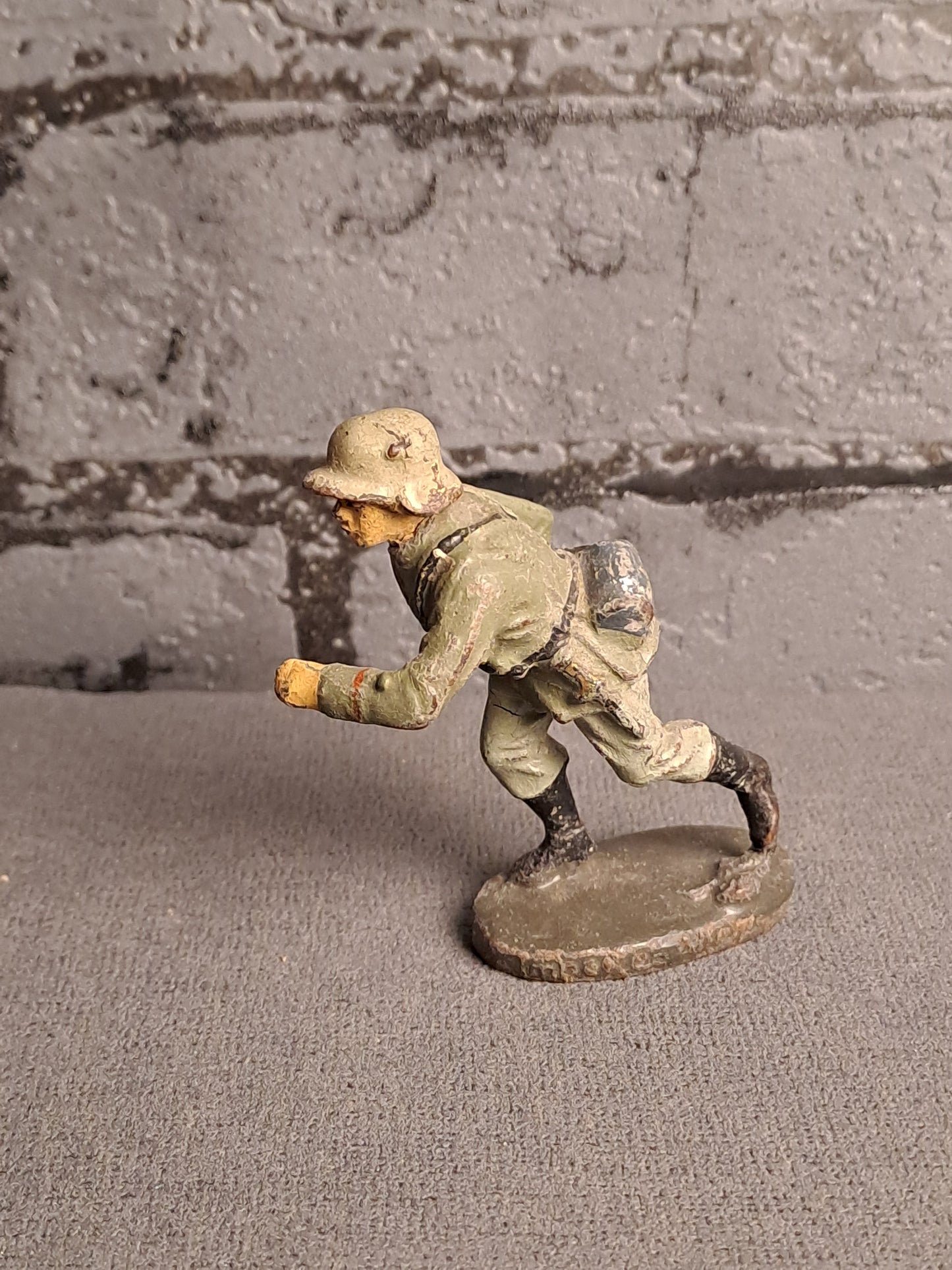 Elastolin and Leyla German Soldiers 1930's / Elastolin og Leyla Tyske Soldater 1930erne