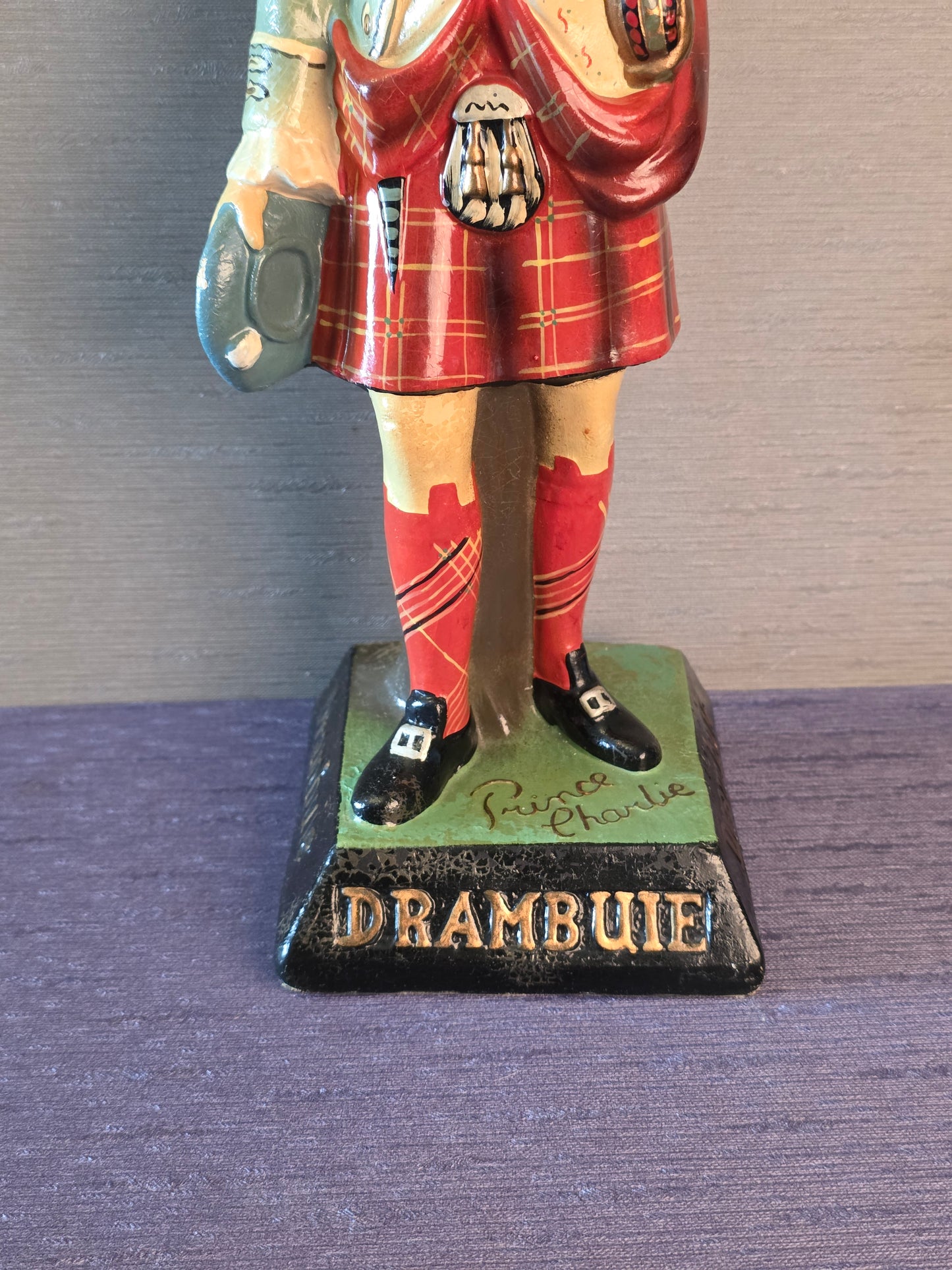 Vintage Bar Deko Prince Charlie Drambuie