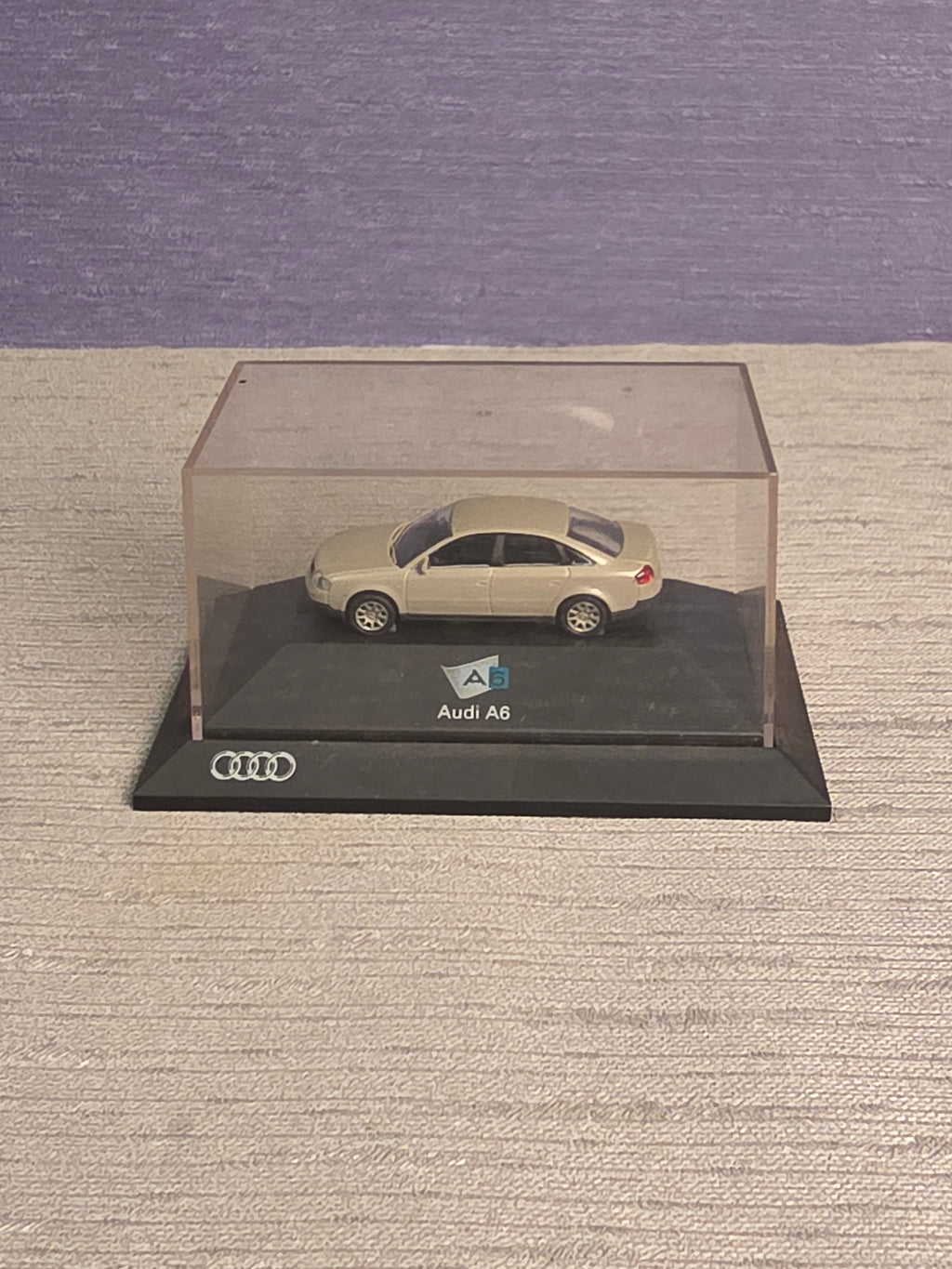 Audi A6 Modelbil