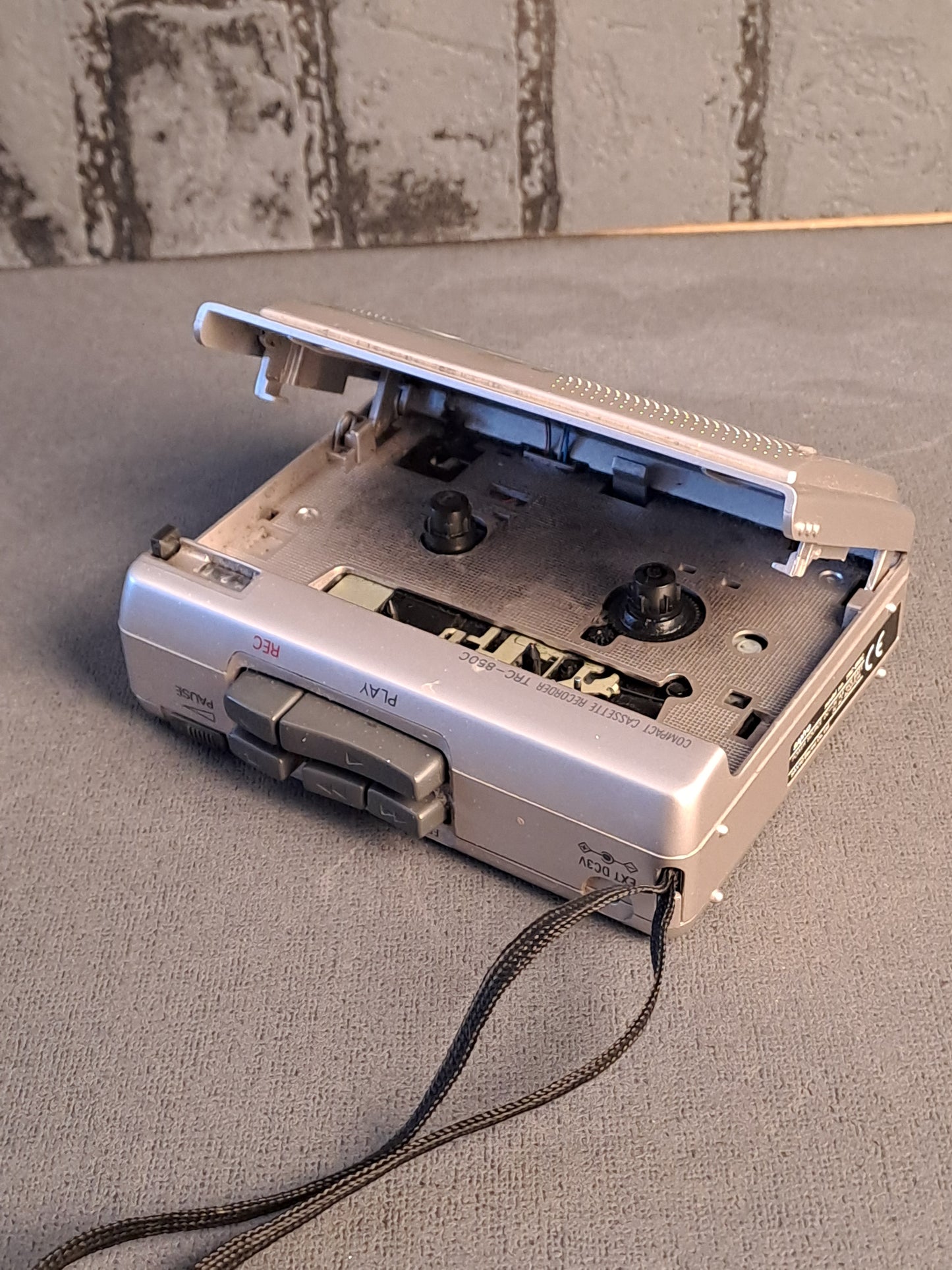 Sanyo Walkman Talk Book 1988