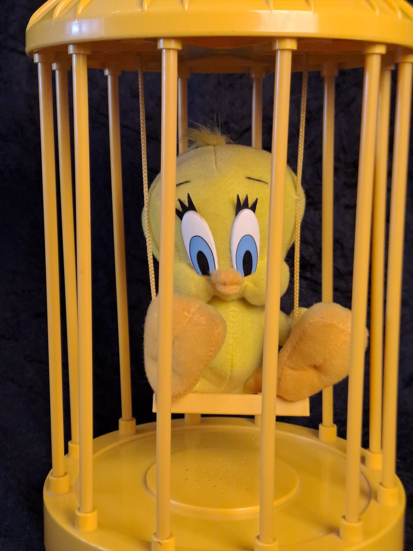 Tweety in a Bird Cage / Tweety i et Fuglebur