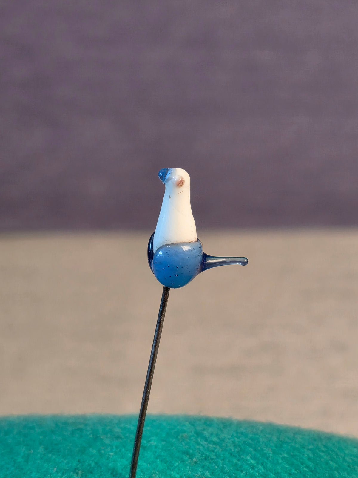 Bird sewing pin