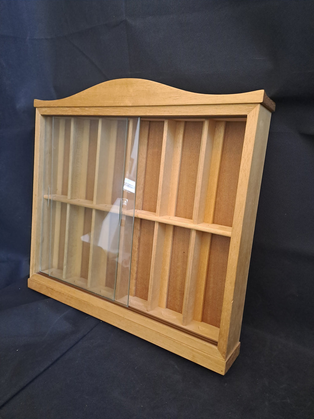 Collecting Cupboard / Samlerskab