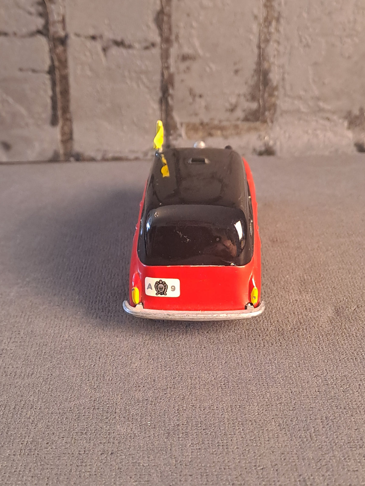 Tekno Denmark Mercedes Benz 220s Ambulance