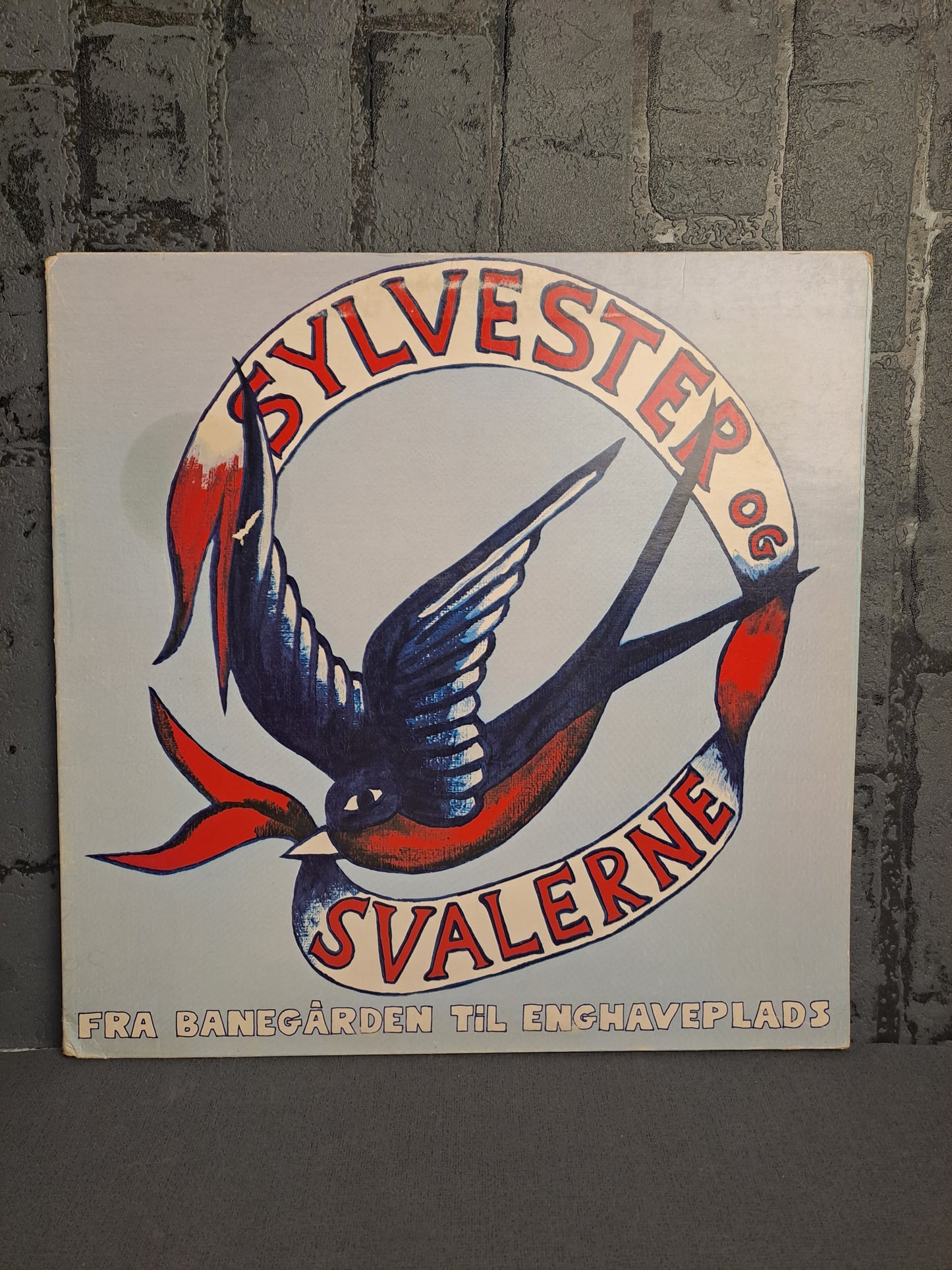 Sylvester og Svalerne Fra Banegården til Enghaveplads