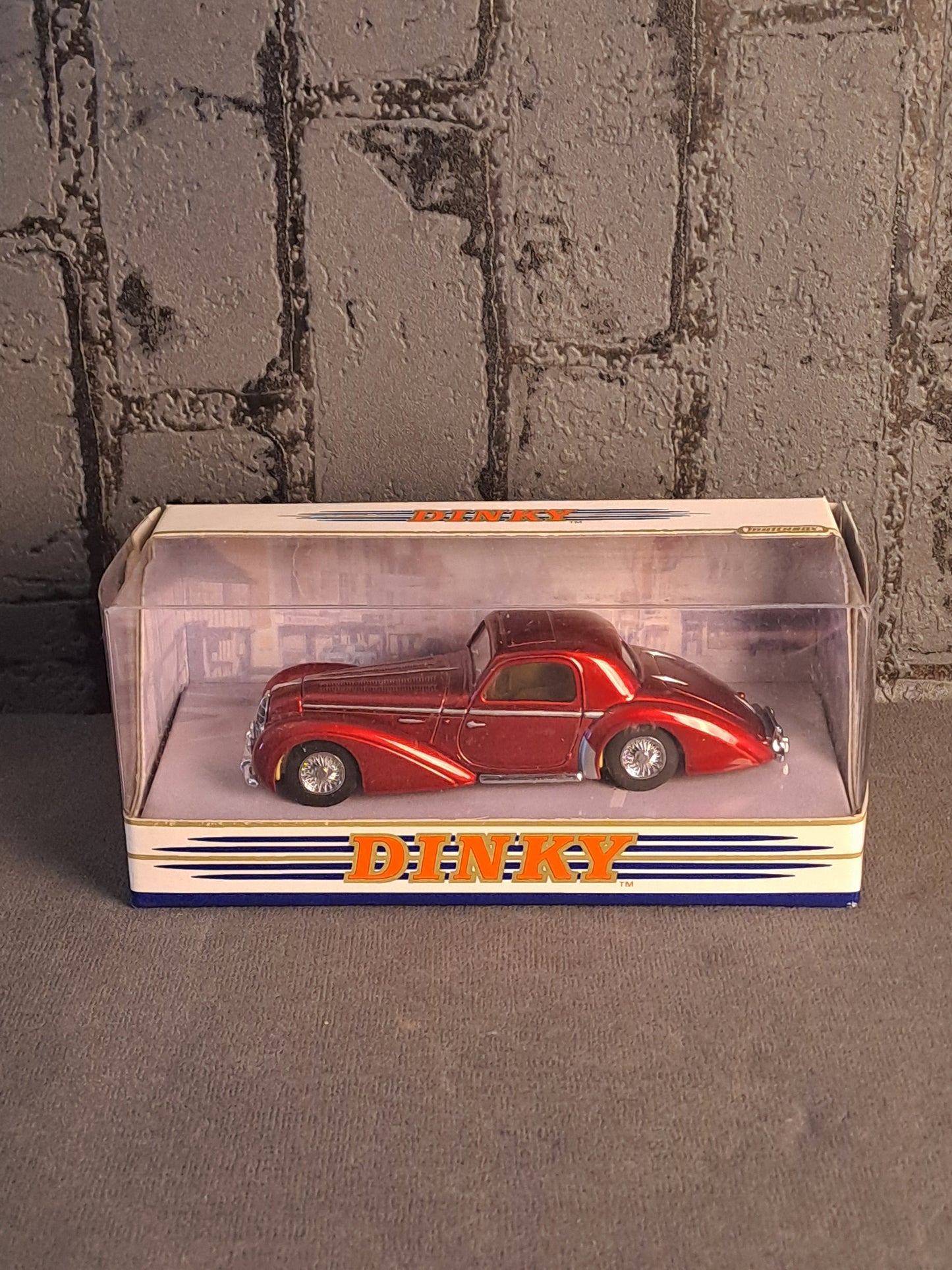 The Dinky Collection Delahaye 145