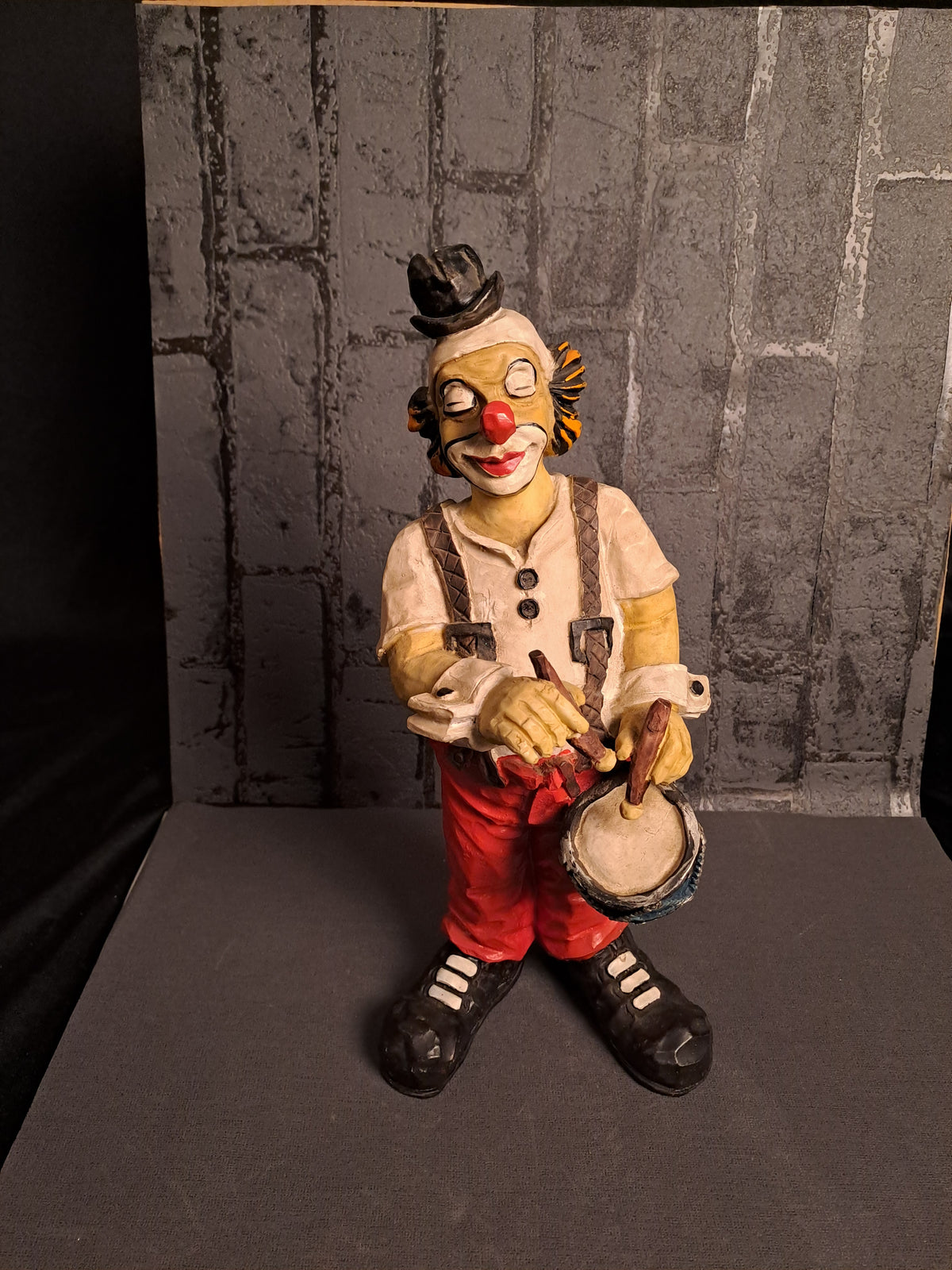 Vintage Gilde Clown with Drum / Vintage Gilde Klovn med Tromme