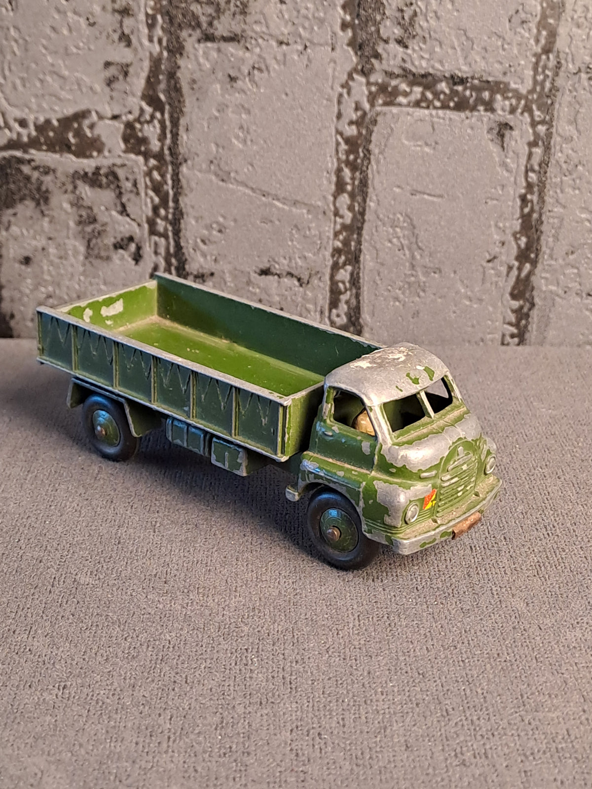 Dinky Toys 651