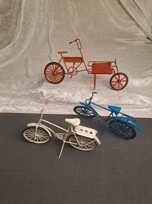 Vintage Deco Bikes / Vintage Deko Cykler