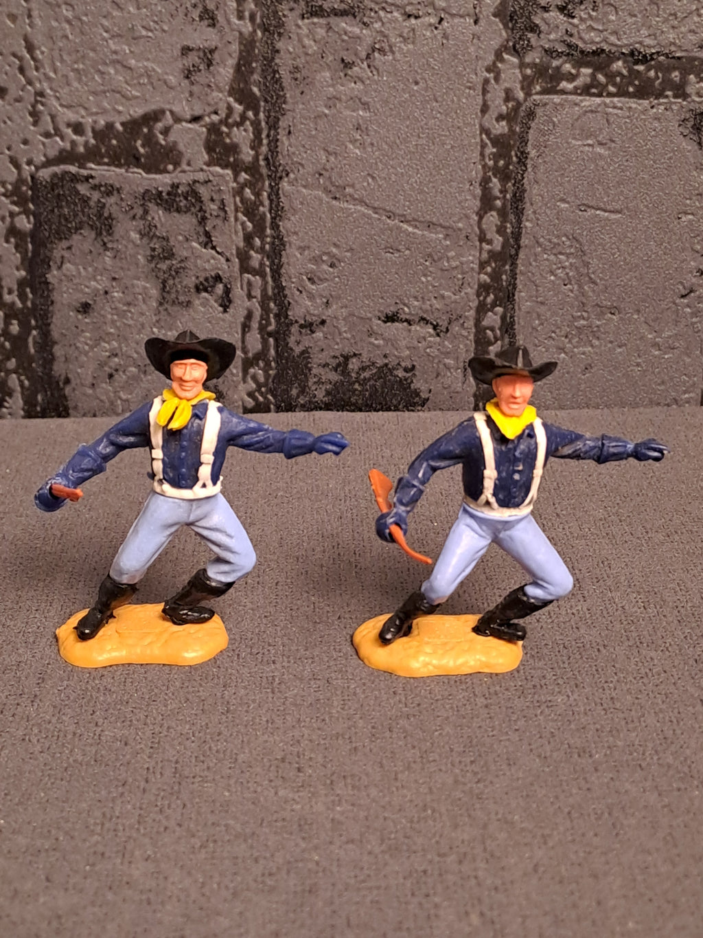 Timpo Toys U.S. Cavalry Scenery