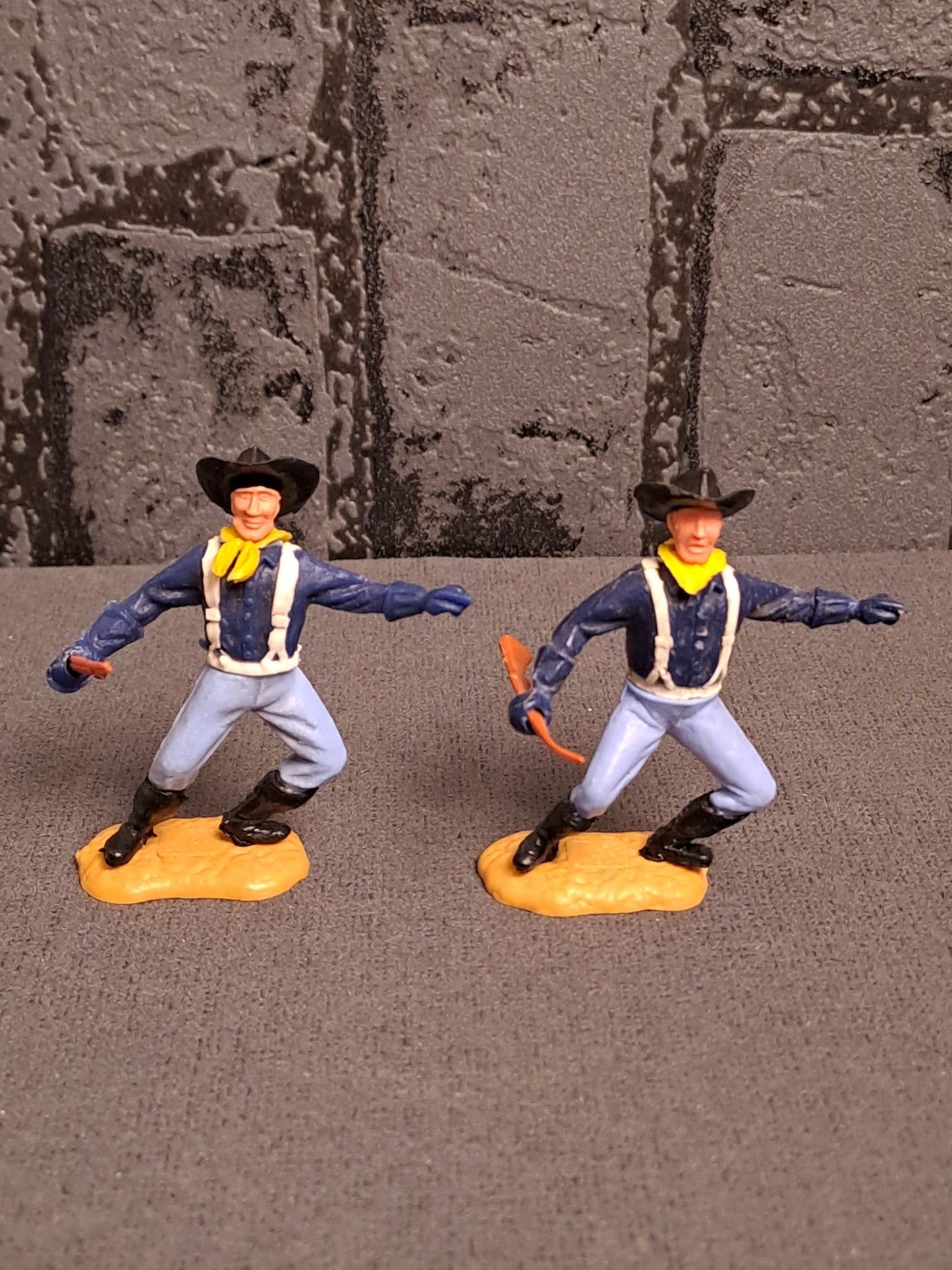 Timpo Toys U.S Cavalry Scenary